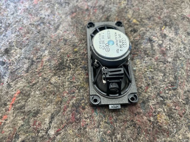 bontott AUDI A3 Középső Műszerfal Hangszóró