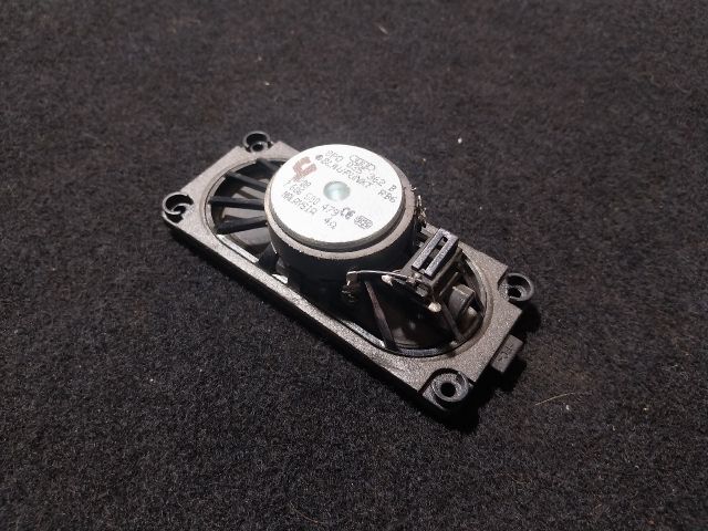 bontott AUDI A3 Középső Műszerfal Hangszóró