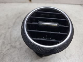 bontott AUDI A3 Középső Szellőző