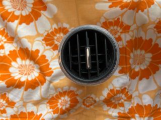 bontott AUDI A3 Középső Szellőző