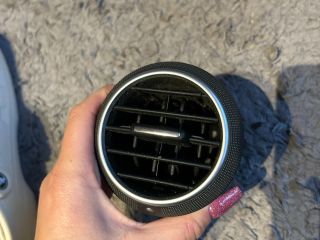 bontott AUDI A3 Középső Szellőző