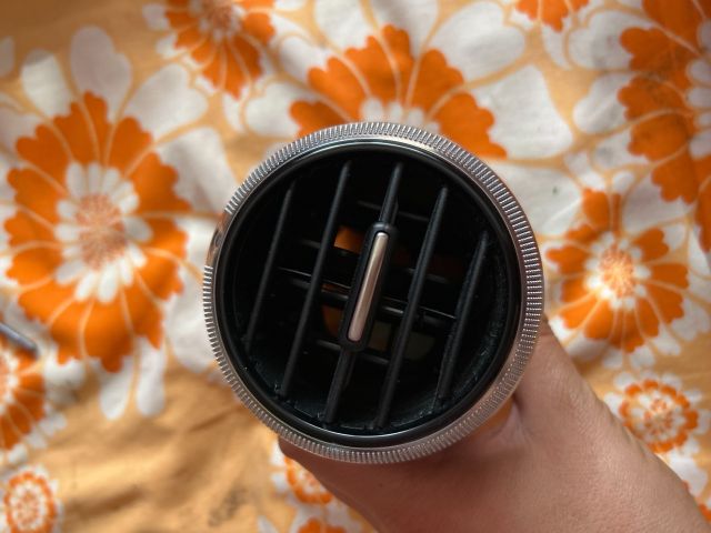 bontott AUDI A3 Középső Szellőző