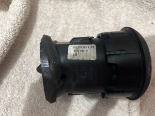 bontott AUDI A3 Középső Szellőző