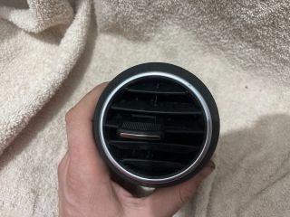 bontott AUDI A3 Középső Szellőző