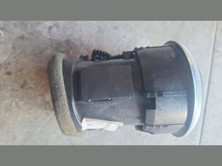 bontott AUDI A3 Középső Szellőző