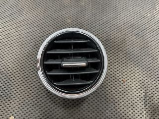 bontott AUDI A3 Középső Szellőző