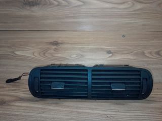 bontott AUDI A3 Középső Szellőző