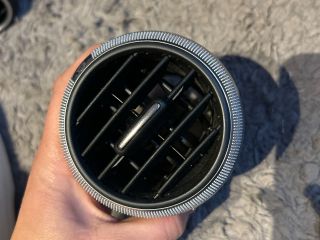 bontott AUDI A3 Középső Szellőző