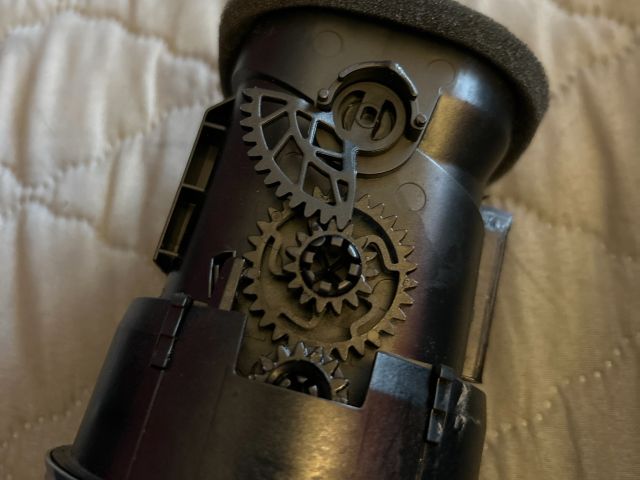 bontott AUDI A3 Középső Szellőző