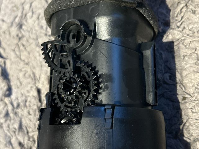 bontott AUDI A3 Középső Szellőző