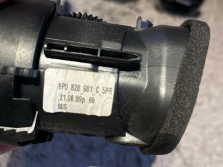 bontott AUDI A3 Középső Szellőző