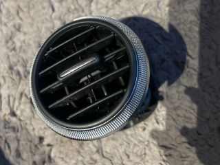 bontott AUDI A3 Középső Szellőző