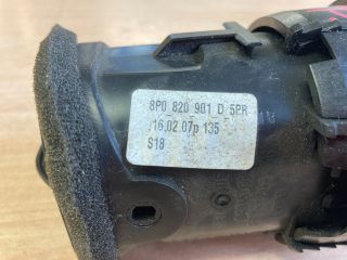 bontott AUDI A3 Középső Szellőző