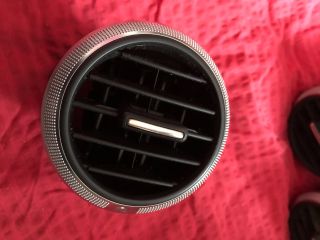 bontott AUDI A3 Középső Szellőző