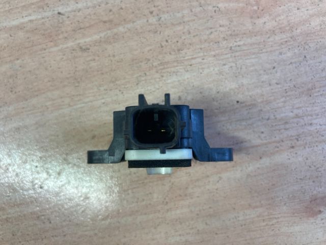 bontott AUDI A3 Központi Ütközés Érzékelő