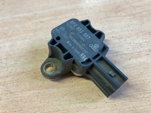 bontott AUDI A3 Központi Ütközés Érzékelő