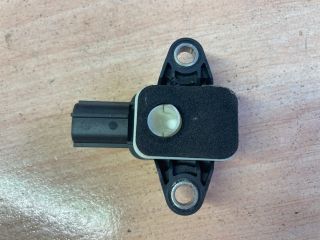 bontott AUDI A3 Központi Ütközés Érzékelő