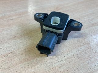 bontott AUDI A3 Központi Ütközés Érzékelő