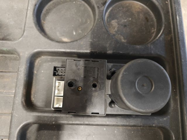 bontott AUDI A3 Központizár Elektronika