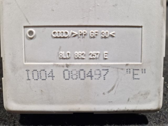 bontott AUDI A3 Központizár Motor (Pozíciófüggetlen)