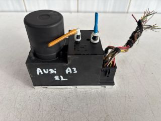 bontott AUDI A3 Központizár Motor (Pozíciófüggetlen)