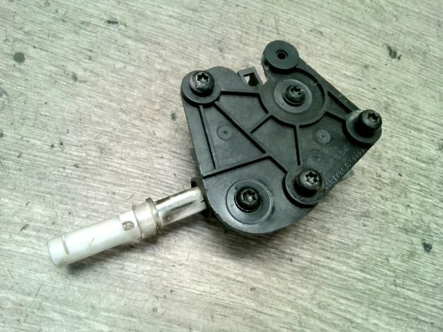 bontott AUDI A3 Központizár Motor (Pozíciófüggetlen)