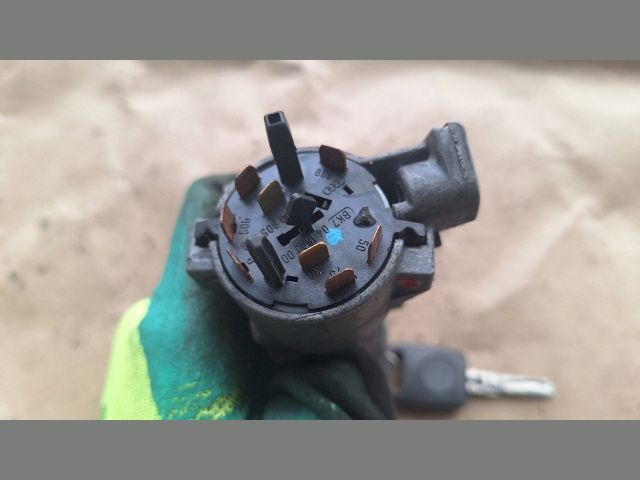 bontott AUDI A3 Kulcsház