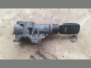 bontott AUDI A3 Kulcsház