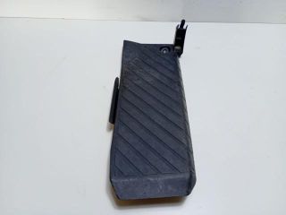 bontott AUDI A3 Lábtámasz Burkolat