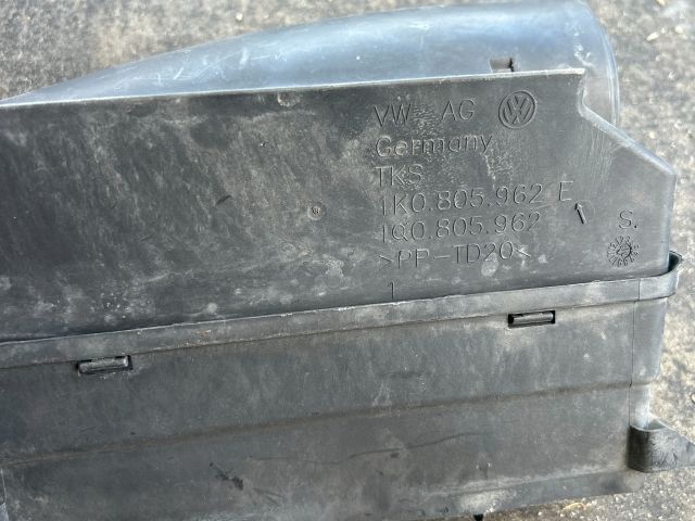 bontott AUDI A3 Légbeömlő