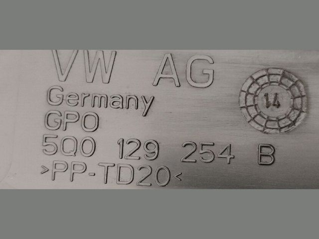 bontott AUDI A3 Légbeömlő