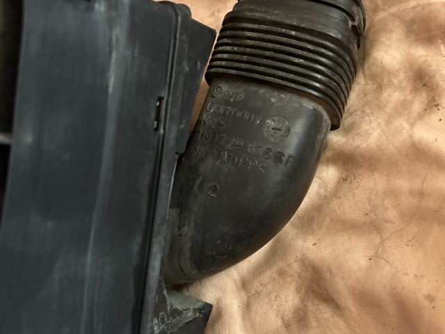 bontott AUDI A3 Légbeömlő