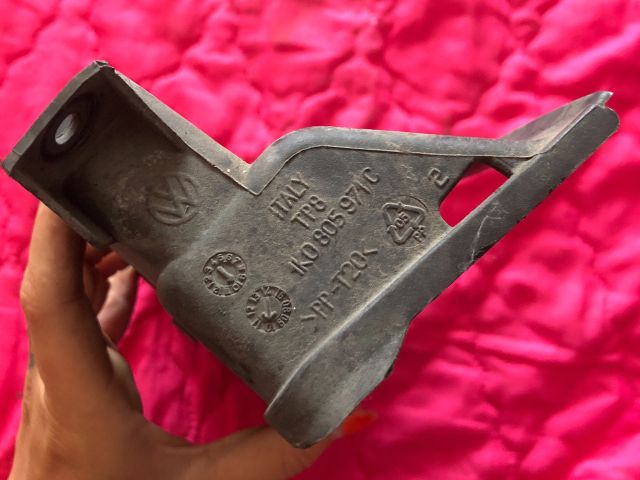 bontott AUDI A3 Légbeömlő