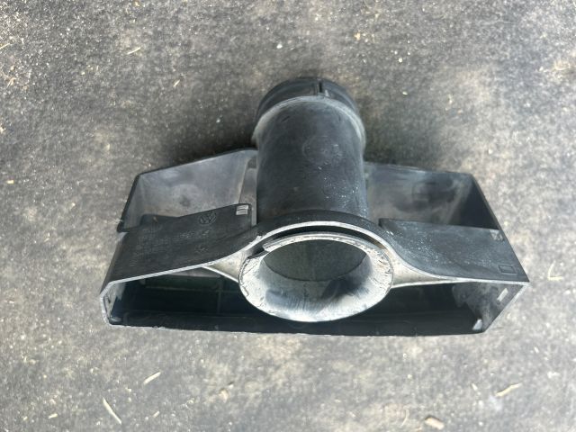 bontott AUDI A3 Légbeömlő