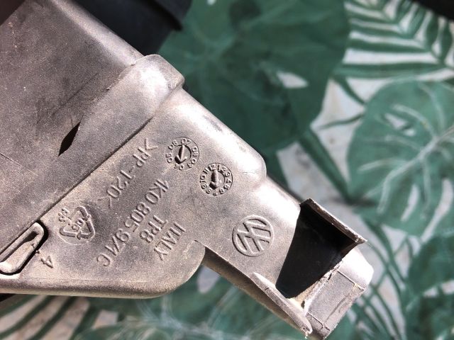 bontott AUDI A3 Légbeömlő