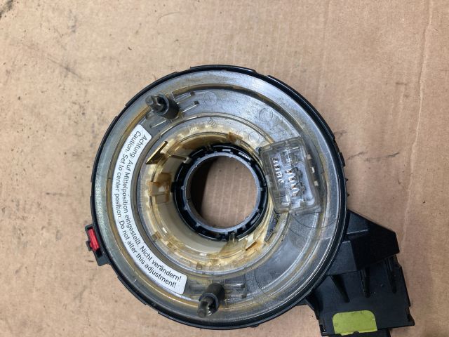 bontott AUDI A3 Légzsák Átvezető Szalagkábel