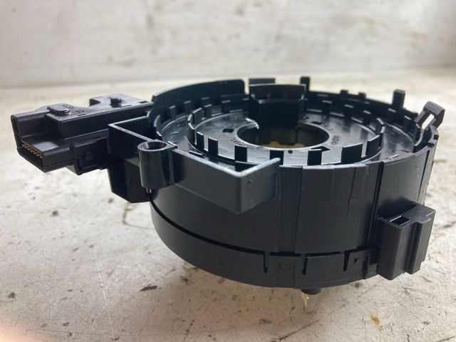 bontott AUDI A3 Légzsák Átvezető Szalagkábel