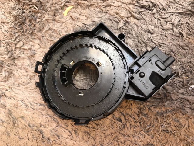 bontott AUDI A3 Légzsák Átvezető Szalagkábel