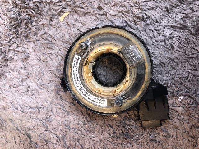 bontott AUDI A3 Légzsák Átvezető Szalagkábel