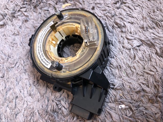 bontott AUDI A3 Légzsák Átvezető Szalagkábel