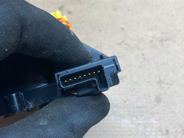 bontott AUDI A3 Légzsák Átvezető Szalagkábel