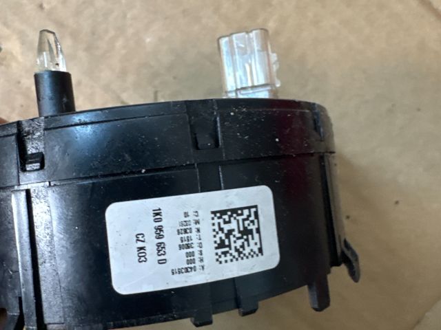 bontott AUDI A3 Légzsák Átvezető Szalagkábel