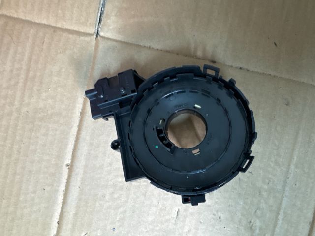 bontott AUDI A3 Légzsák Átvezető Szalagkábel