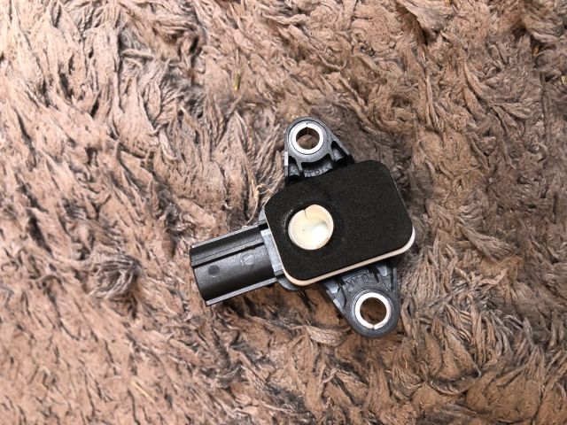 bontott AUDI A3 Légzsák Indító Modul Oldallégzsák