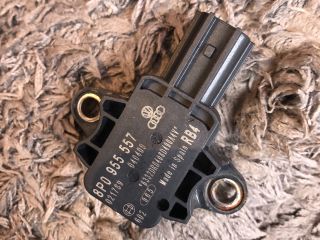 bontott AUDI A3 Légzsák Indító Modul Oldallégzsák