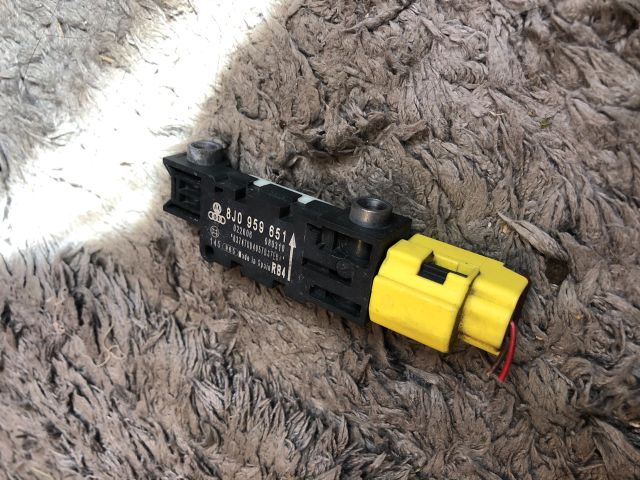 bontott AUDI A3 Légzsák Indító Modul Oldallégzsák