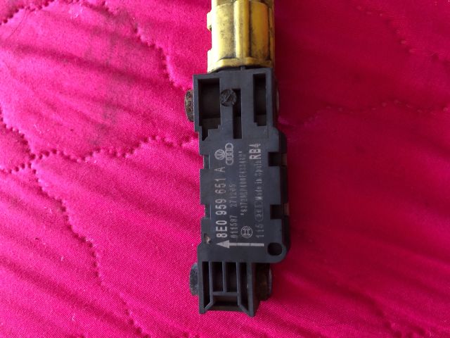 bontott AUDI A3 Légzsák Indító Modul Oldallégzsák