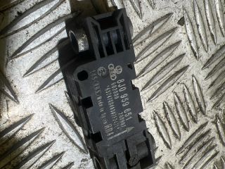 bontott AUDI A3 Légzsák Indító Modul Oldallégzsák