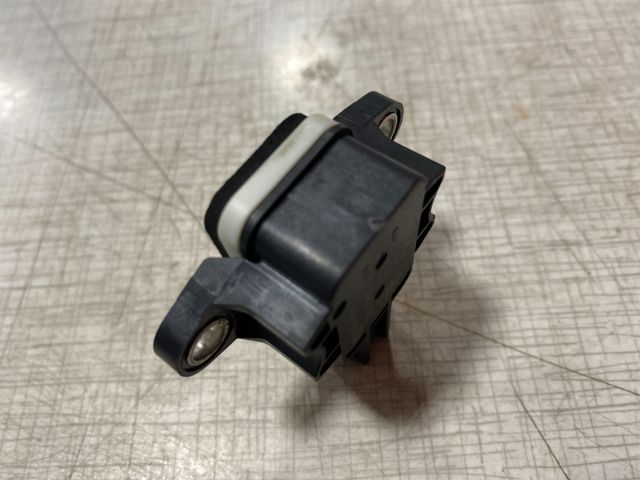 bontott AUDI A3 Légzsák Indító Modul Oldallégzsák