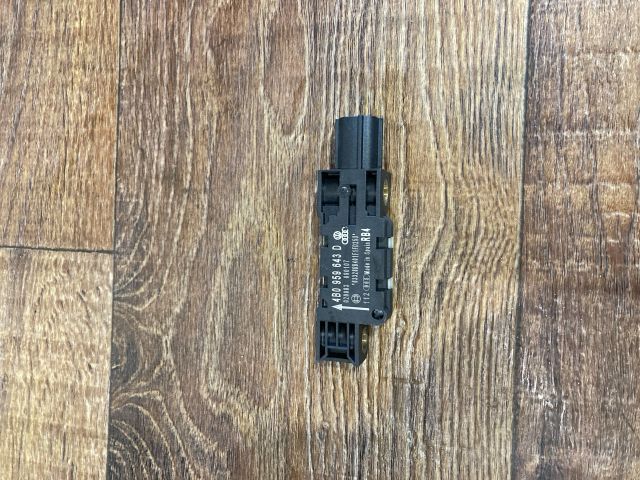 bontott AUDI A3 Légzsák Indító Modul Oldallégzsák